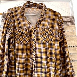Women’s soft plaid shirt worn once